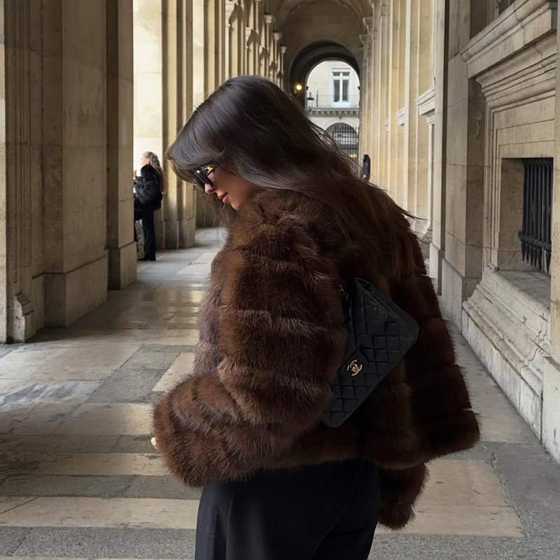 Manteau en fourrure patchwork  - Streetwear Brand Vintage avis et prix