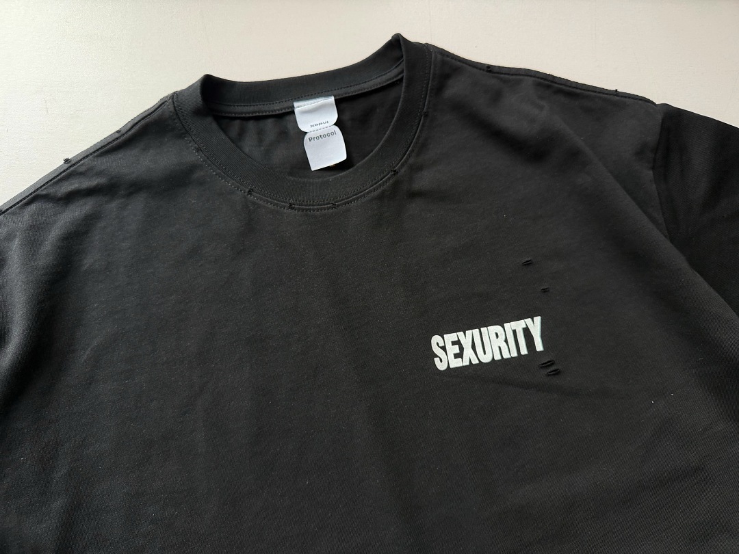 T-shirt Homme Oversize Déchiré - Streetwear Brand Vintage avis et prix